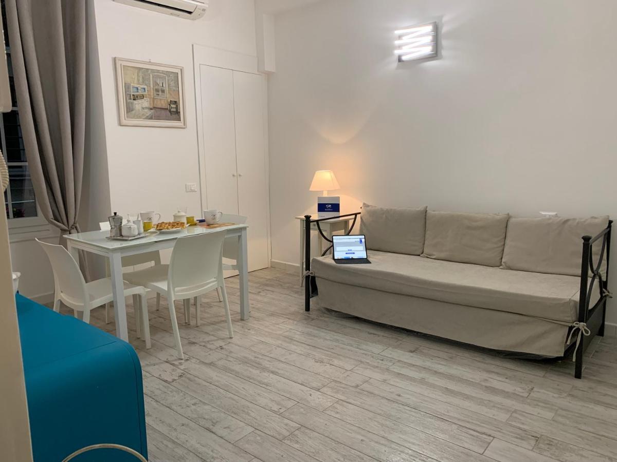 Casa Marina By Holiday World Genoa Bagian luar foto